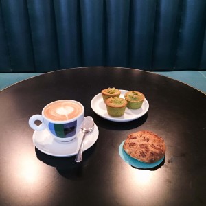 daily sunday coffee latte art